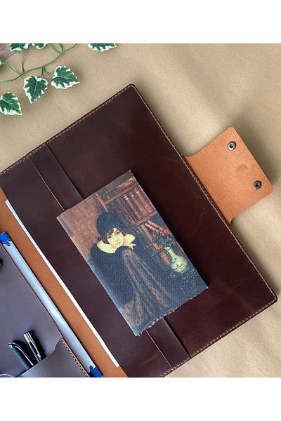 ALESTA LEATHER حقيبة كمبيوتر محمول/Macbook مصنوعة يدويًا من الجلد الطبيعي - حافظة ومنظم