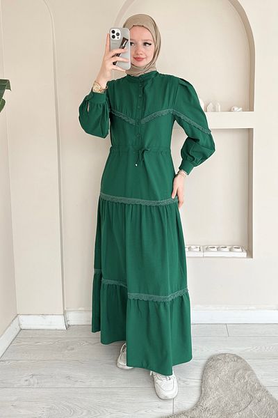 ButikMoor Mo334 Lace Judge Collar Emerald Dress