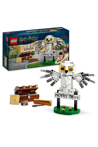 LEGO Set LEGO Harry Potter - Hedwig pe Privet Drive nr. 4 (76425)