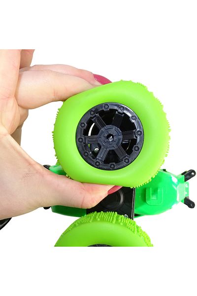 Salamandra Masina Verde 2 Fete, Rotatie 360 grade, Lumini, Super Speed, cu Telecomanda si Acumulator