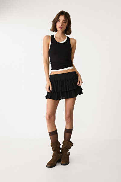 Stradivarius Fırfırlı mini şort etek