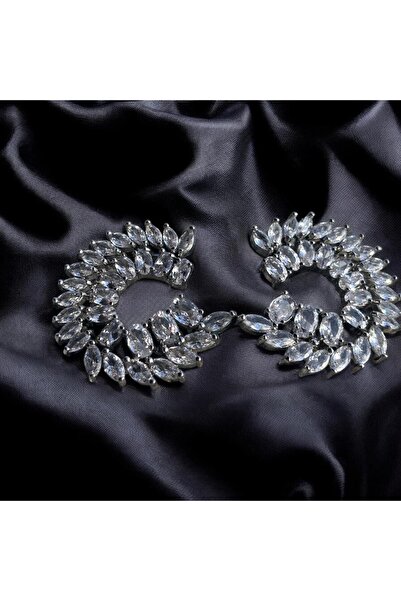 ZEYNVA فستان سهرة مرصع بالأقراط الفولاذية