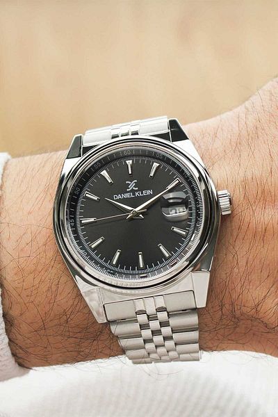 Daniel Klein Dk 330717   Men's Wrist Watch with Steel Cord