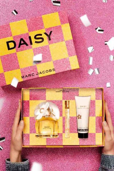 Marc Jacobs Kadın Marc Jacobs Daisy Edt 100 ml + 10 ML EDT + B.L 75 ML Parfüm Set