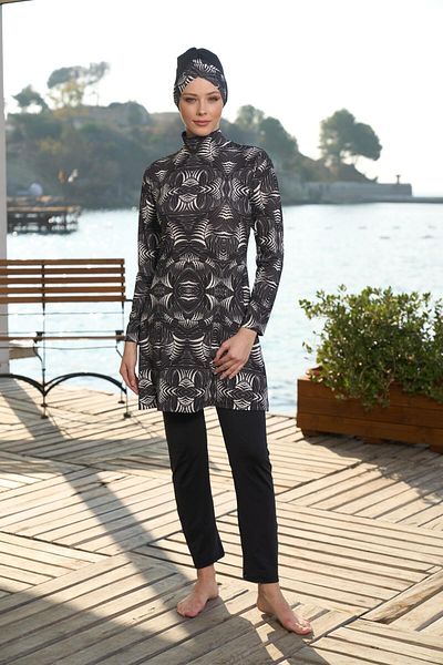 Estiva   Women's Full Covered Geometric Patterned Hijab Swimsuit Black