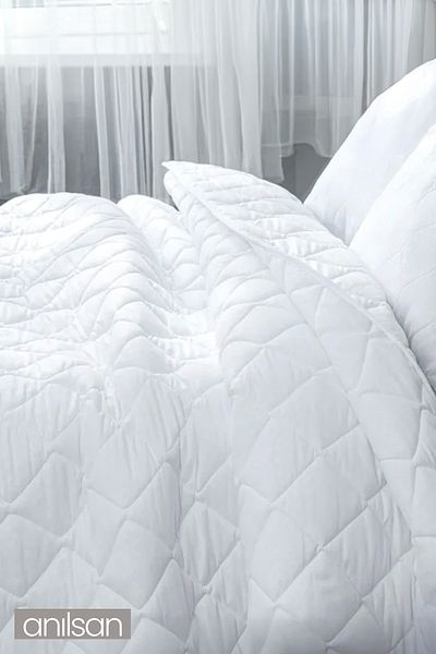 Anılsan 155X215Cm White Microfiber Single Quilt - Simple and Elegant Home and Hotel Quilt