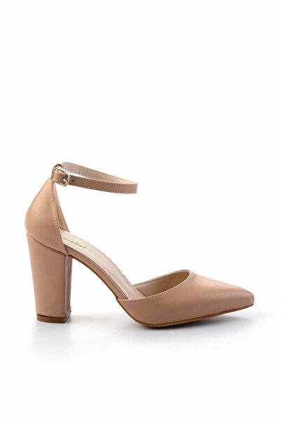 Bambi Tělové dámské klasické boty na podpatku K01470120309