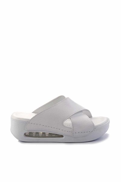 Bambi White Genuine Leather Women's Slippers K04498700103