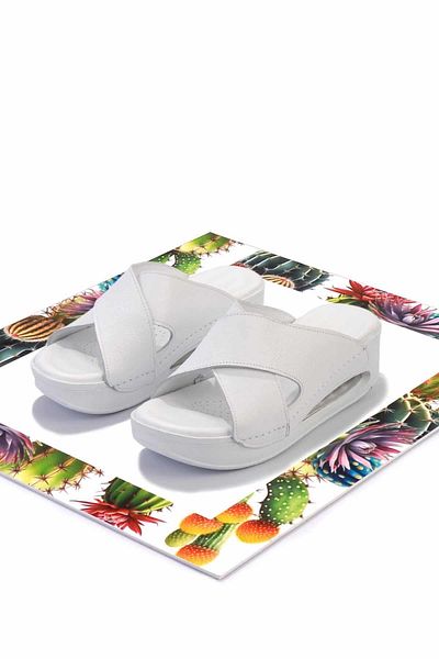 Bambi White Genuine Leather Women's Slippers K04498700103