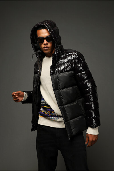 Kiğılı Винилова яке с качулка и тясна кройка