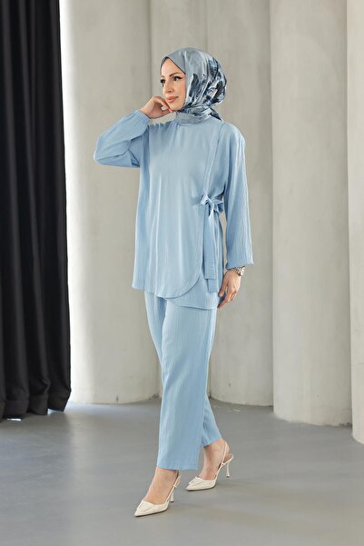 MİSSKAYLE Baby Blue Lacing Είναι το κοστούμι