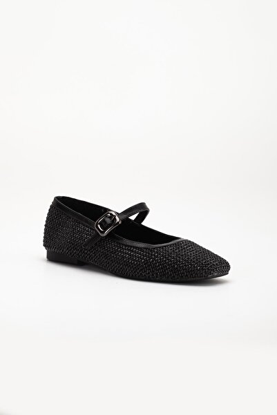 Dilimler Ayakkabı Women's Shoes - Black Straw Detailed Helmet Blunt, Toe