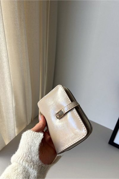 Yuka Atelier Jill Vintage Model Shiny Faux Leather Wallet