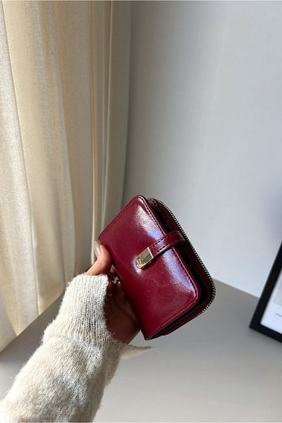 Yuka Atelier Jill Vintage Model Shiny Faux Leather Wallet