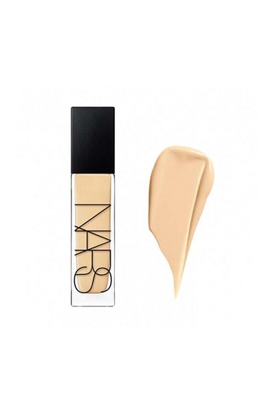 Nars كريم أساس ناتشرال طبيعي يدوم طويلاً من نارس - 30مل Gobi
