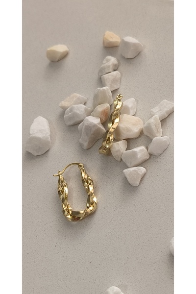 xUPING Vip Oval Burgu Model Küpe Kararmaz 14K Rengindedir