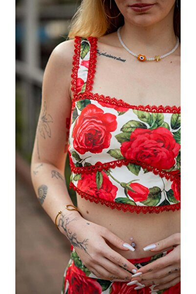Miss Boheme Red Floral Patterned Lace Detailed Skirt Crop Set