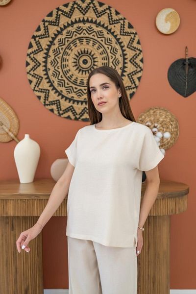 leyla sanat sanata yeni bir bakış açısı Leyla Sanat Sanata a New Perspective Beige T-Shirt and Pants Set