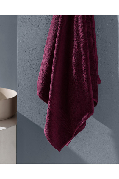 Madame Coco Cerline 100% Cotton Bath Towel - Purple