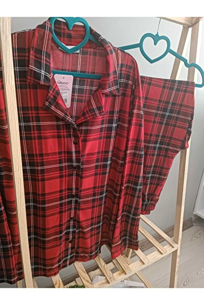 Nuvella Battal Kırmızı kareli süet dokulu yumuşak gömlek yaka pijama takımı