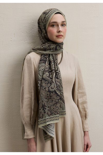 Fresh Beige Emerald Pattern Shawl