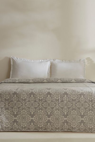 Karaca Home Elvira Double Acrylic Blanket Light Gray