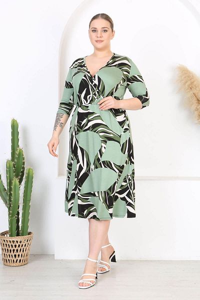 Madwilo Women's Green Abstract Tropical Pattern Double Breasted Neckline Stretchy Waist Plus Size Dress