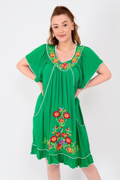 Park Moda AN10697 ROCHIE SCURTĂ BRODATĂ