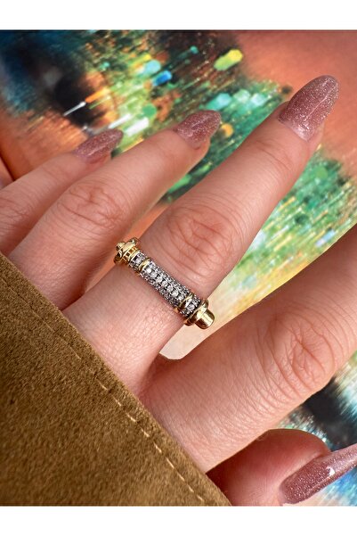 Pinery Jewels VIP SERİ - Silindir Zirkon Taşlı Alttan Ayarlamalı Kadın Yüzük