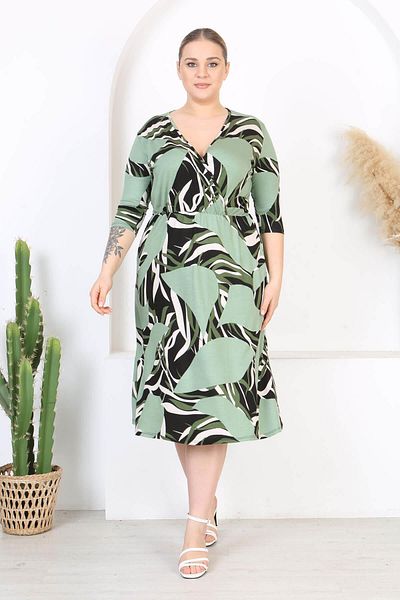 Madwilo Women's Green Abstract Tropical Pattern Double Breasted Neckline Stretchy Waist Plus Size Dress