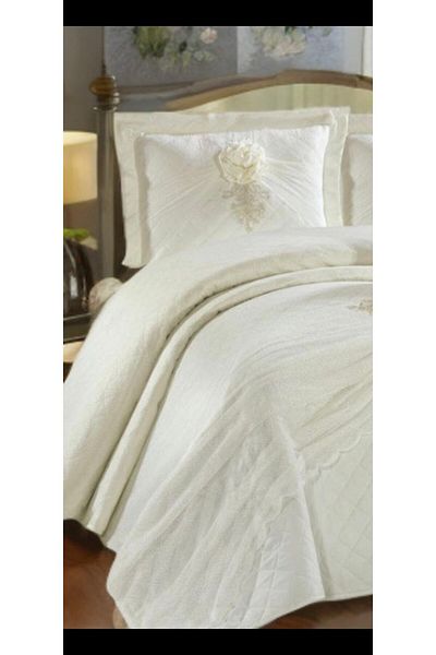 ZADA HOME Lacy Bridal Cover (4 Pieces) Double Dowry Bedspread King Size Full Specifications