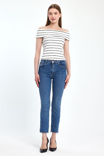 ZACHARIUZ Off the Shoulder Sleeveless Striped Crop