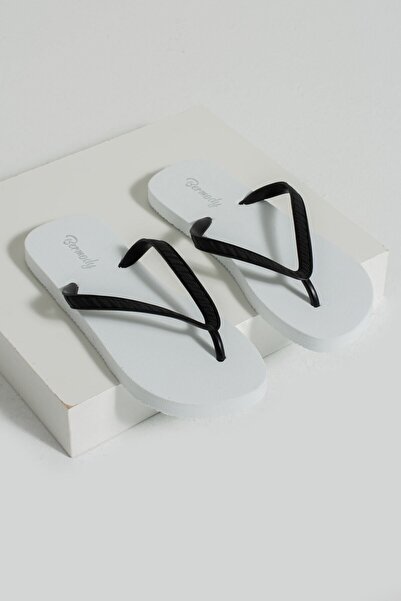 Bermody Білі базові жіночі шльопанці - зручні пляжні капці між пальцями