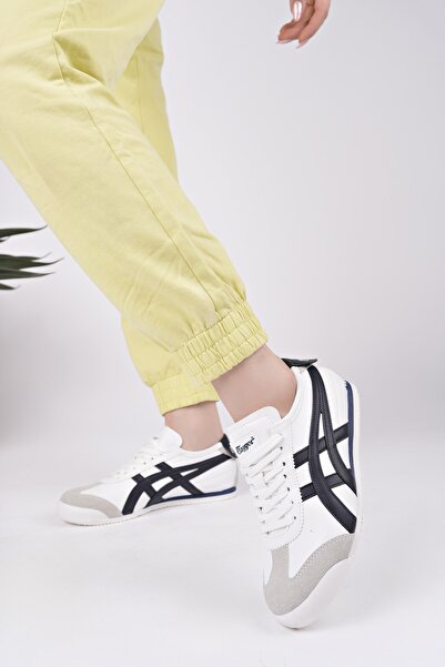 XStreet أحذية رياضية للجنسين من تايجر، بنعل مانع للانزلاق