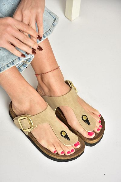 Fox Shoes U777917002 Γυναικείες σαγιονάρες μπεζ σουέντ