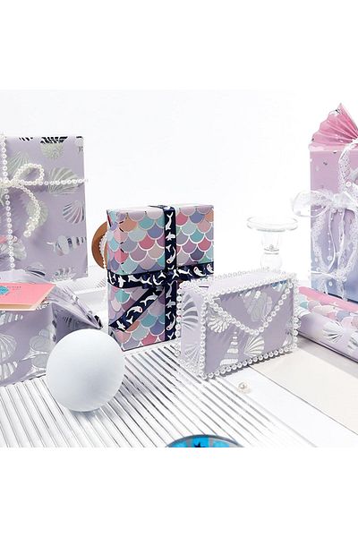 fulina Gift Wrapping Paper,Cartoon Glossy Aluminium Paper Gift Wrapping,ForBirthday,Valentines
﻿