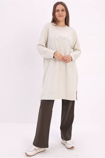 Moda Rosa 24Y4366 - STONE Color Large Size Embroidered Sweat