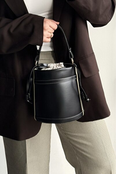 LEONAS Buzgz Closed Bucket Model - Hand and Shoulder Bag - Kate Black