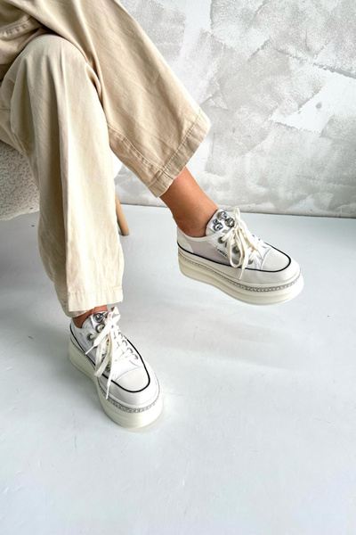 inizio White Mesh Stone Women's Sneaker Ew5030