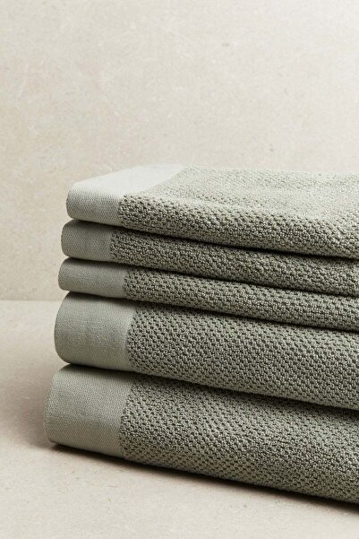 H&M Cotton terry bath towel