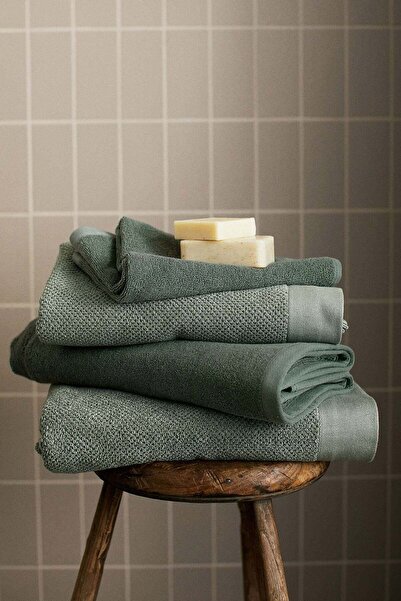 H&M منشفة حمام من القطن