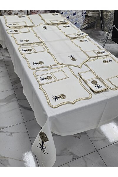 Fransizdantel 26 Piece Embroidered Table Cloth Dinnerware Set 12 A. Service 1...