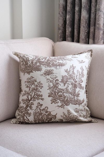 Beige & Stone Διακοσμητική μαξιλαροθήκη 45x45 με καφέ Vintage σχέδιο