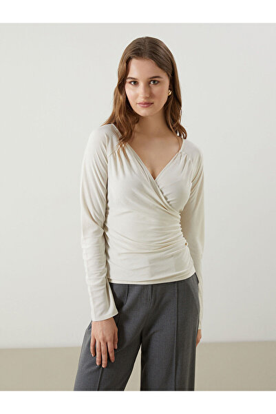 LC Waikiki Nevavm Double-Breasted Collar Women's Blouse with a Difference