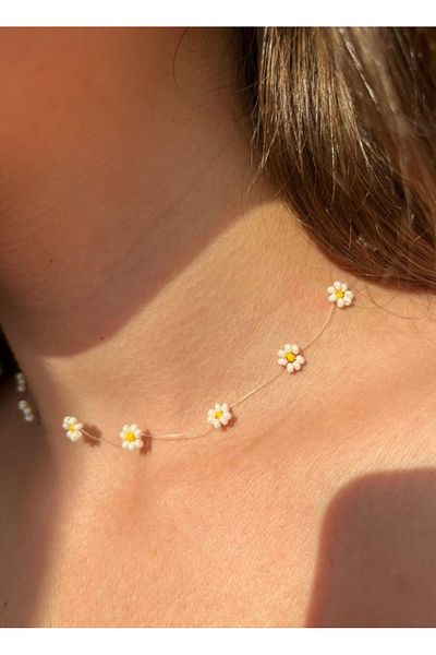 MYSTERY TAKI AKSESUAR Ghost Daisy Pendant