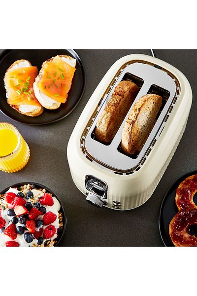 Geepas Fluted Bread Toaster 2 Slice Slot 1000 W|  6 Adjustable Browning Control and Removable Crumb Tray