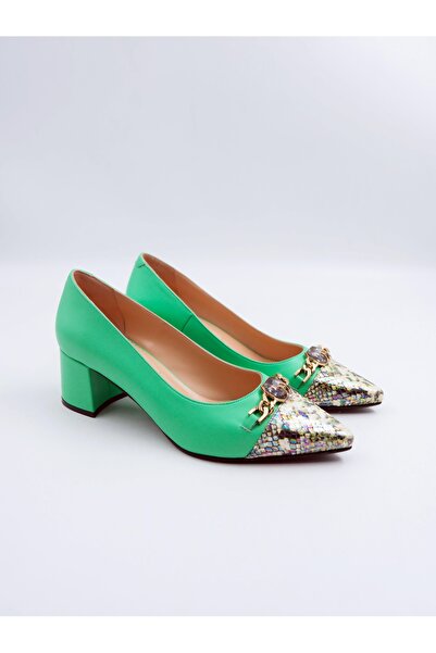 Tenau Pantofi cu toc de damă din piele naturală