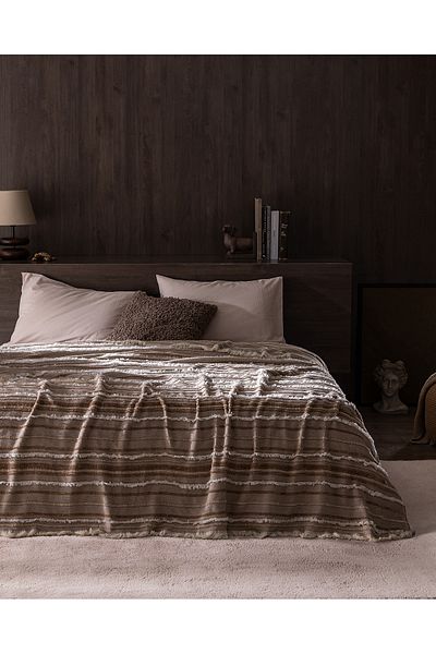 Madame Coco Beige Two-Person Bedspread Montjalin