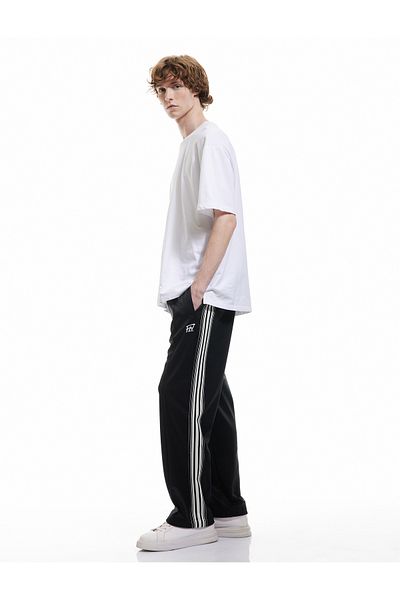 Koton Striped Detailed Pocketed Elastic Waist Loose Fit Sweatpants
