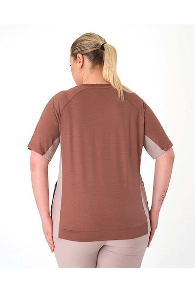 Vedi Plus Size Round Neck Short Sleeve Pocket Detailed Women's Blouse 25Yxd5035